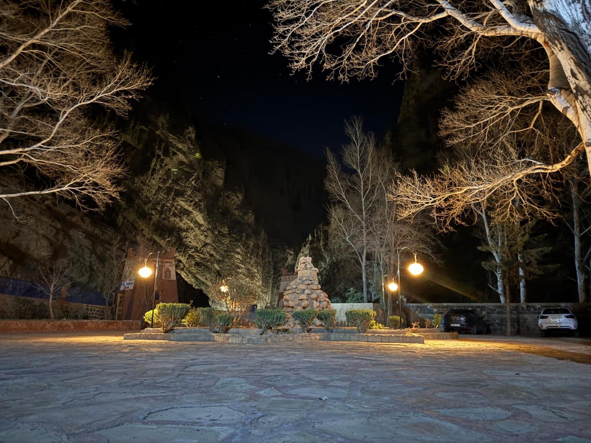 Berbere De La Montagne Hotel Imdiazene Exteriér fotografie
